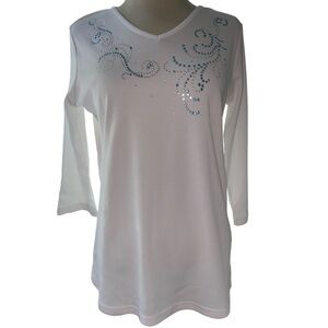 Quacker Factory blouse 3/4” sleeves soft V-neckline embellished size small NWOT